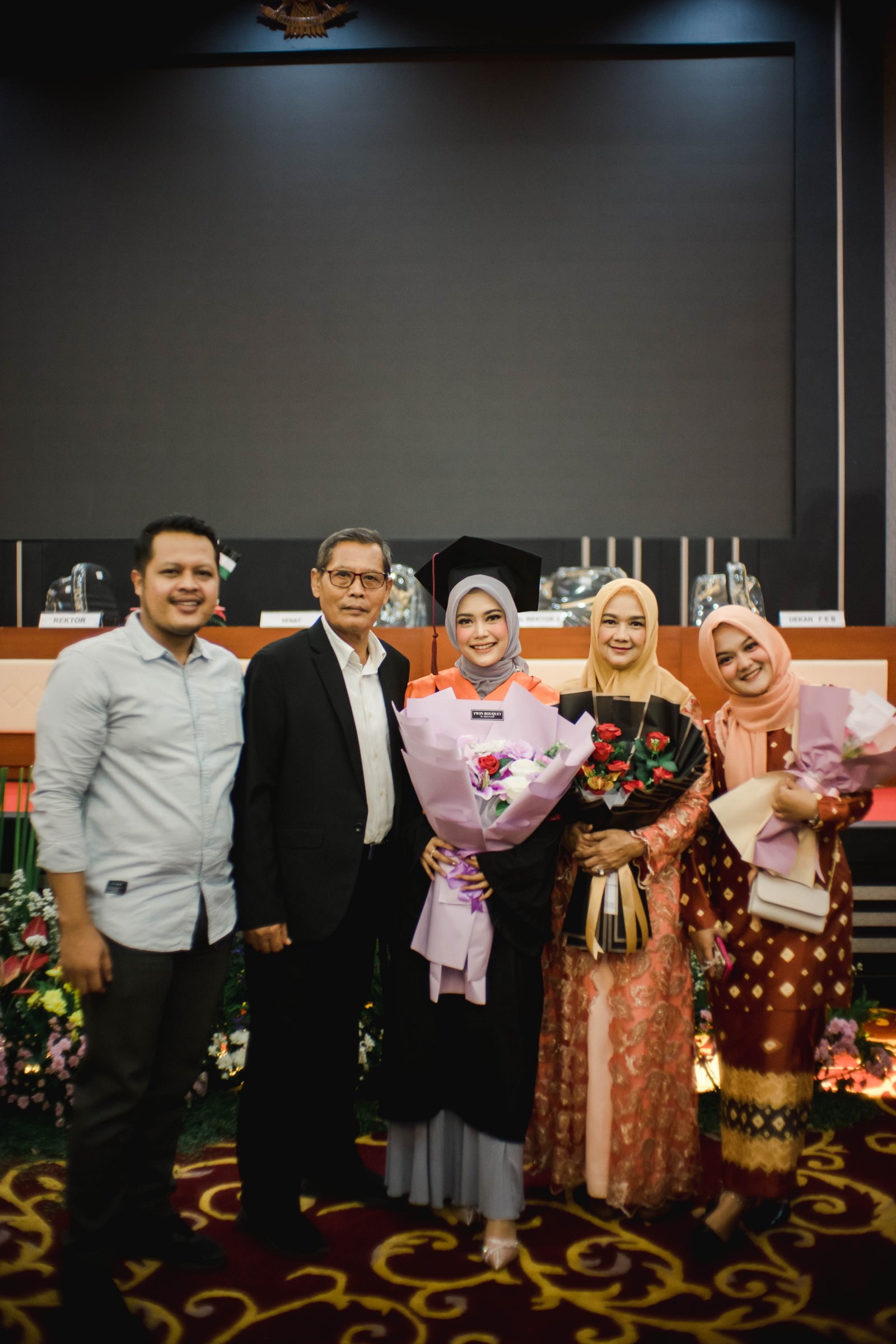 Contoh hasil foto wisuda 1